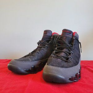 AIR JORDAN 9 RETRO "Charcoal" Size 10.5